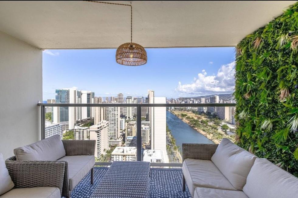 Island Colony 704 Honolulu